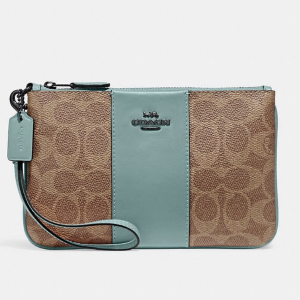 NWT Coach Wristlet in Tan and Aqua! Beautiful and Rare Color Combo! 🥰